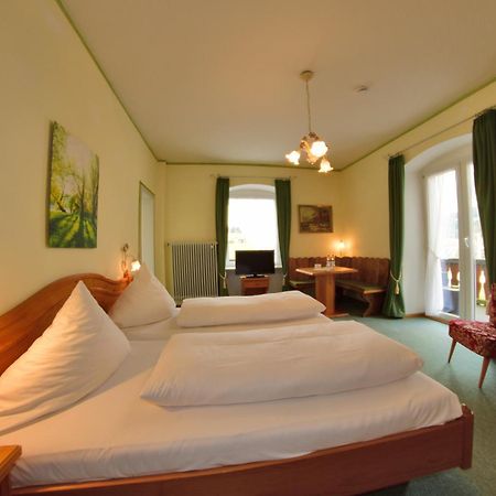 Hotel Hirschen Sankt Peter Bagian luar foto