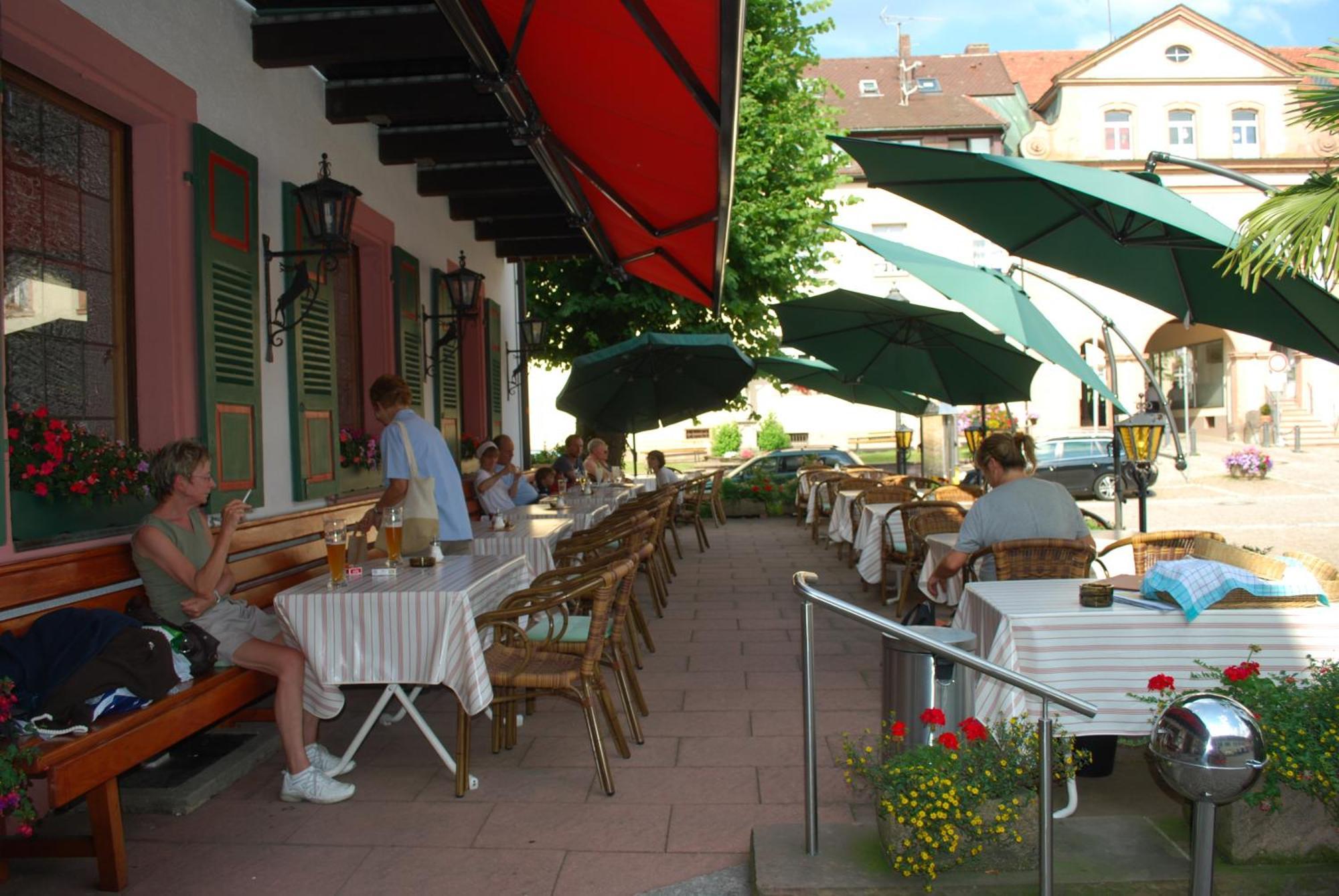 Hotel Hirschen Sankt Peter Bagian luar foto