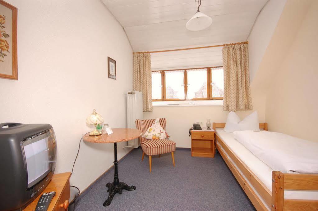 Hotel Hirschen Sankt Peter Bagian luar foto