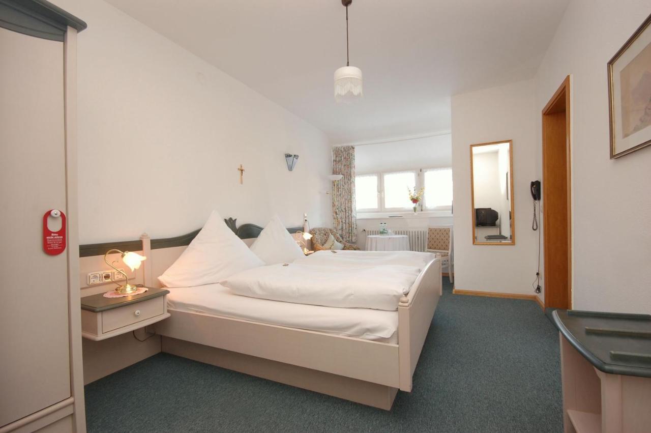 Hotel Hirschen Sankt Peter Bagian luar foto