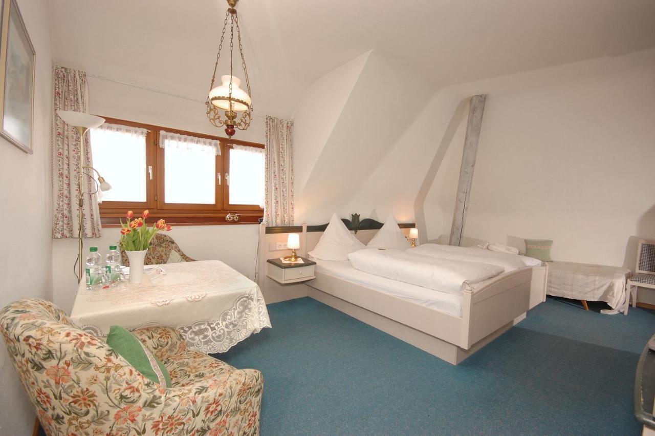 Hotel Hirschen Sankt Peter Ruang foto